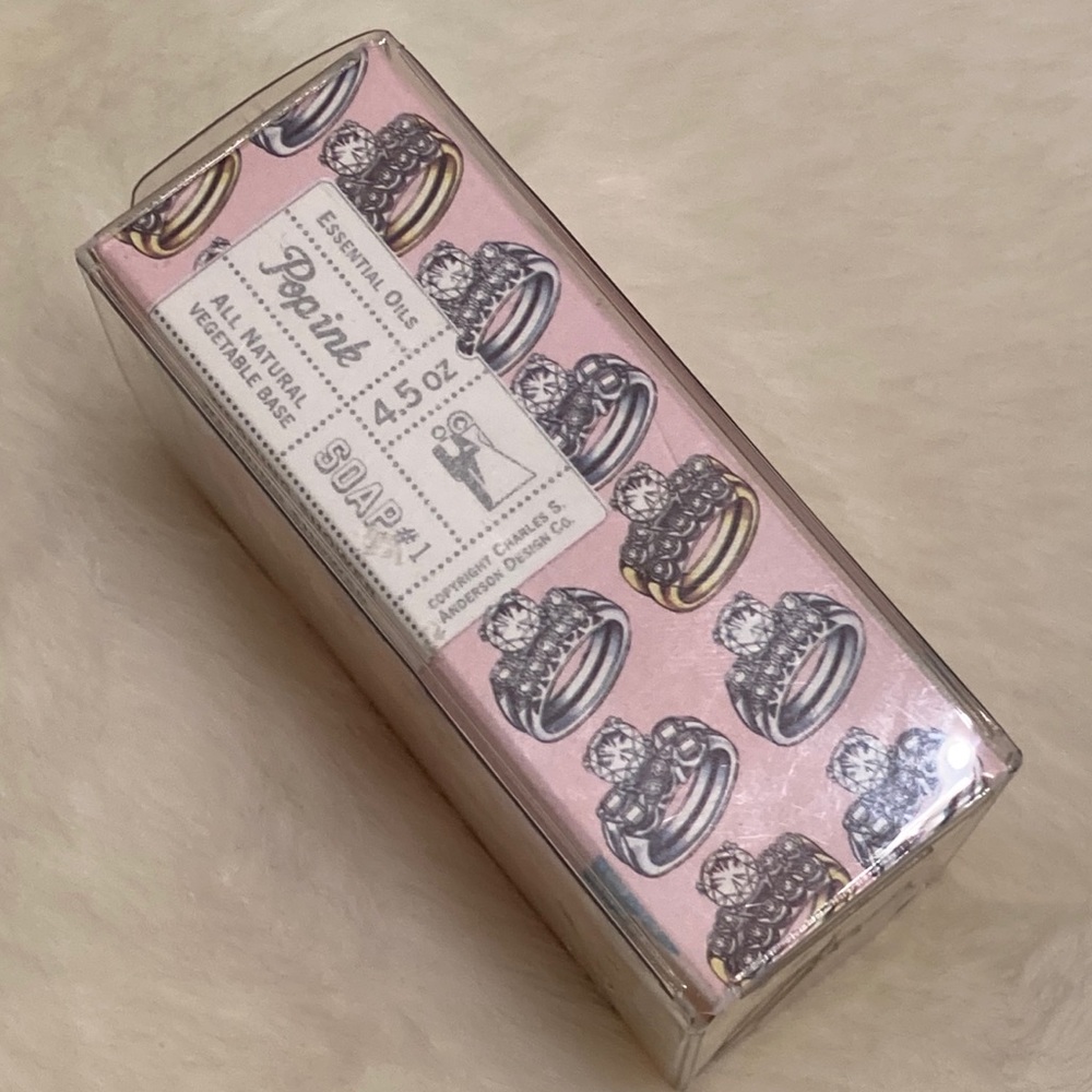 Hilarious Pop Ink Soap!! - Picture 5 of 7